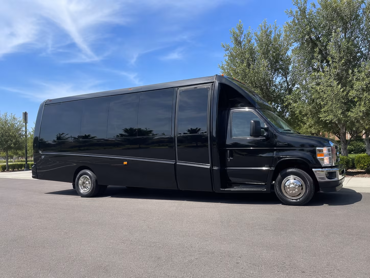 Pomona School Event & Field Trip Transportation