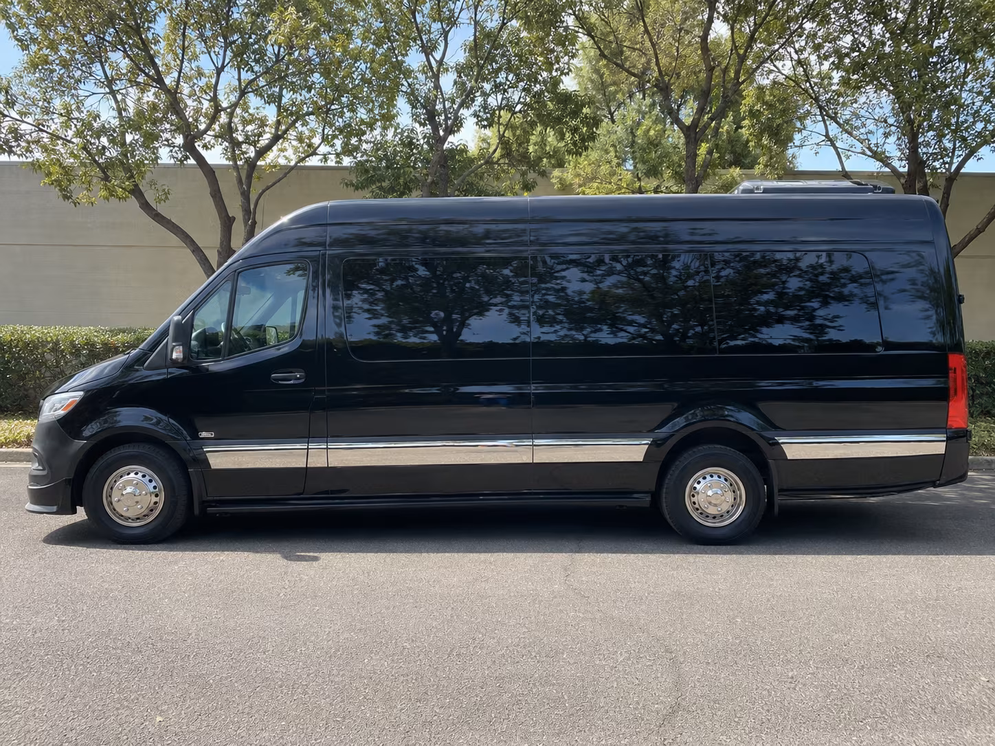 Rancho Cucamonga Airport Shuttle & Transportation onboard seating
