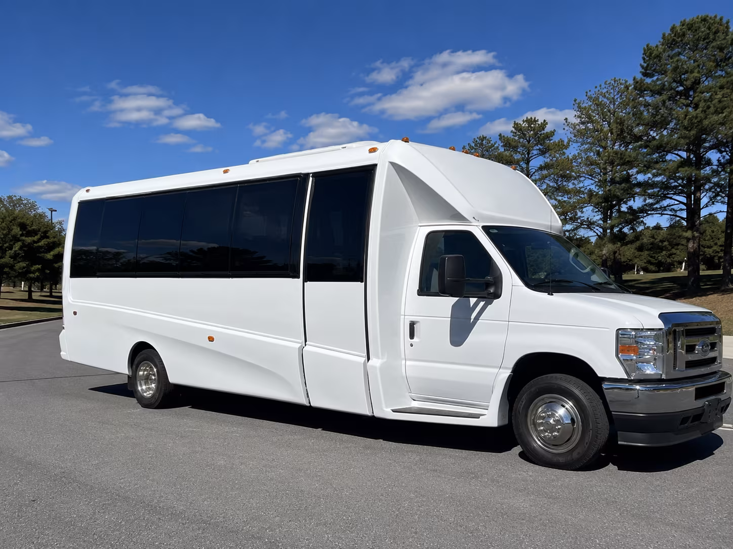 Rancho Cucamonga Birthday, Sweet 16, & Quinceañera Transportation party bus exterior